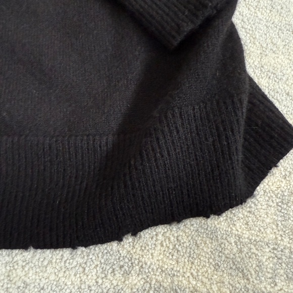 ZADIG & VOLTAIRE V NECK, ELBOW PAD SWEATER in black, size L - Picture 4 of 5
